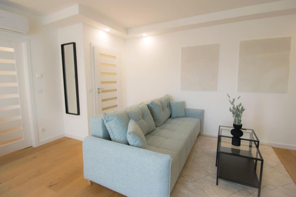 Charming Apartment In Heart Of Vienna L Jos20 Bagian luar foto